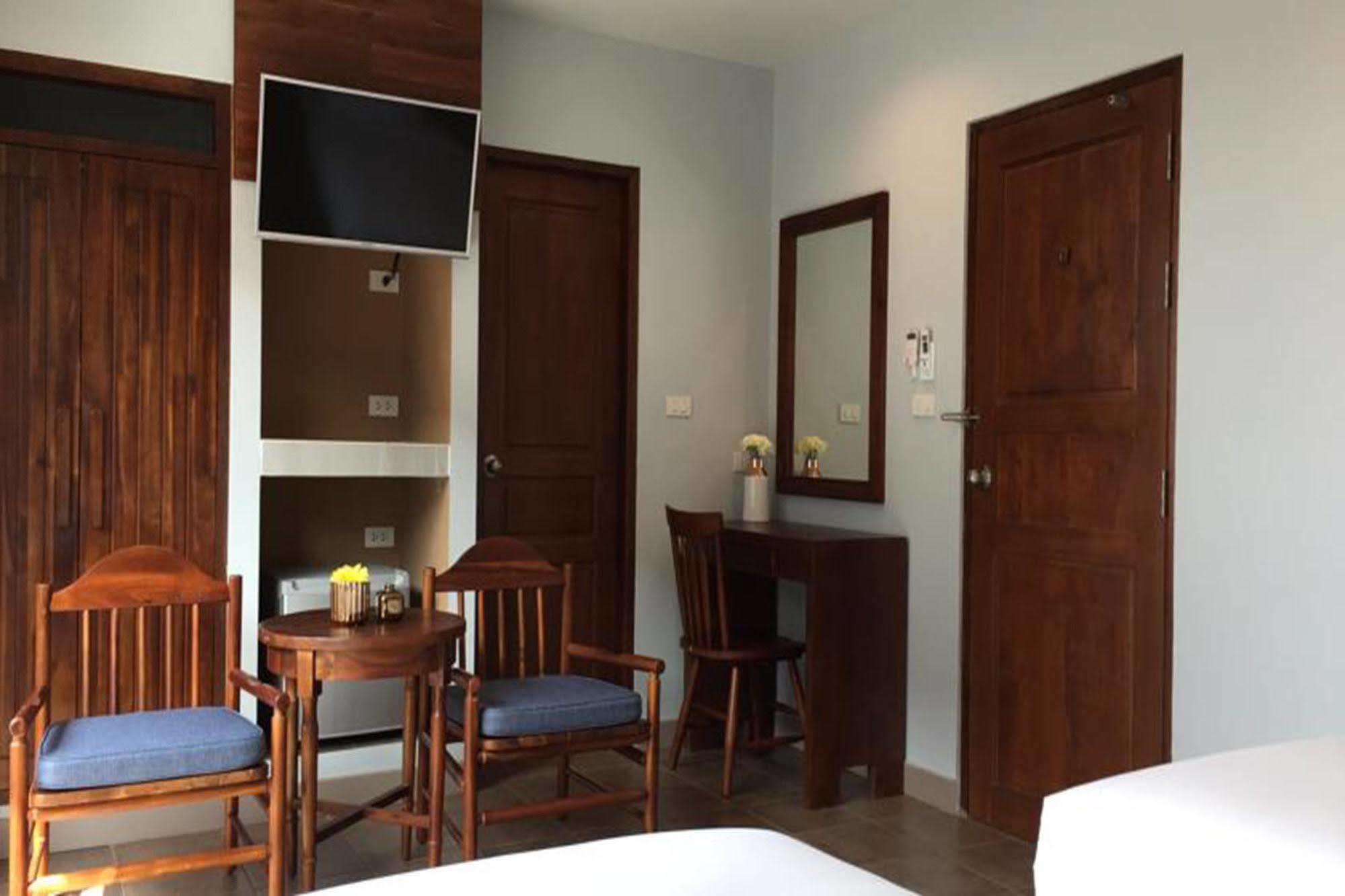 Carunda Hotel Ban Nong Hin  Buitenkant foto